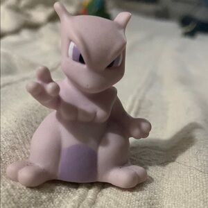 Vintage 1999 Nintendo Pokemon OddzOn Slammer Slider
MEWTEW